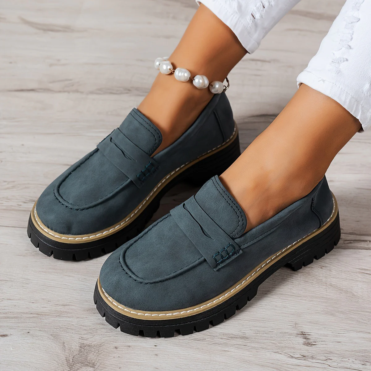 Women's Plus Size Casual Retro Suede Loafers with Chunky Heel Platform